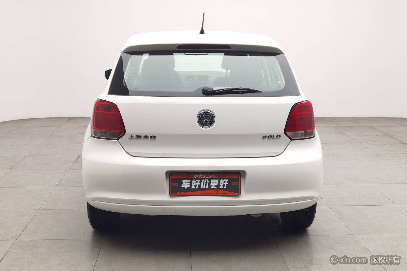 Volkswagen Polo 2011 1.4L MT