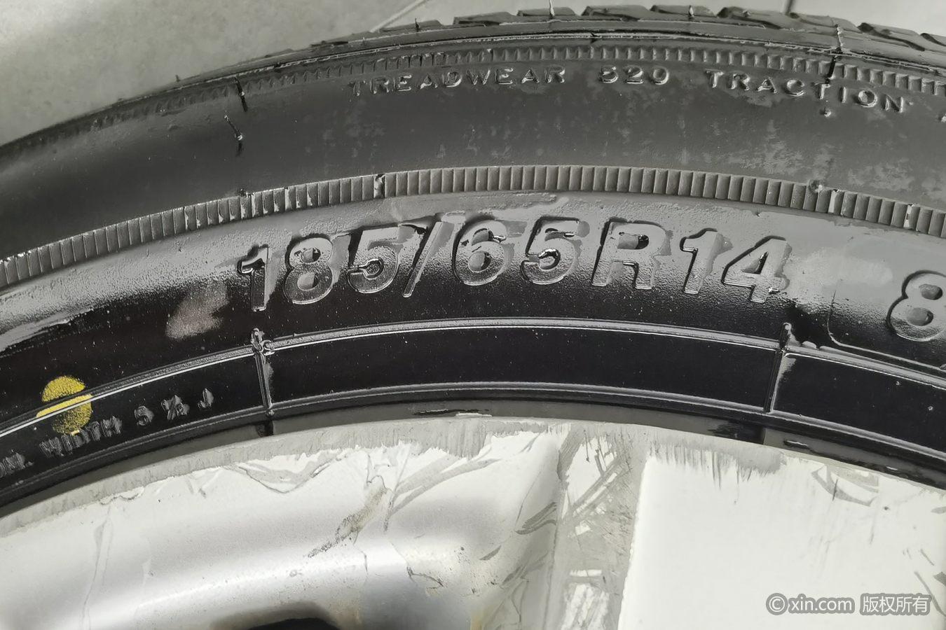 Volkswagen Polo 2011 1.4L MT