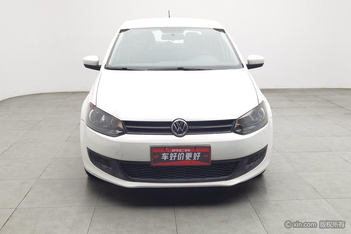Volkswagen Polo 2011 1.4L MT