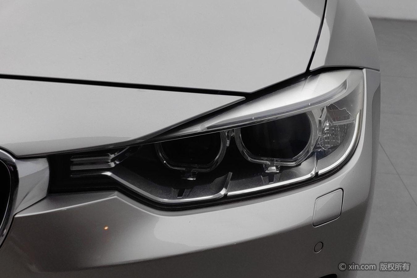 BMW 3 Series 2015 316Li Style
