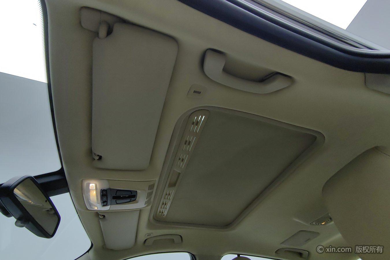 BMW 3 Series 2015 316Li Style