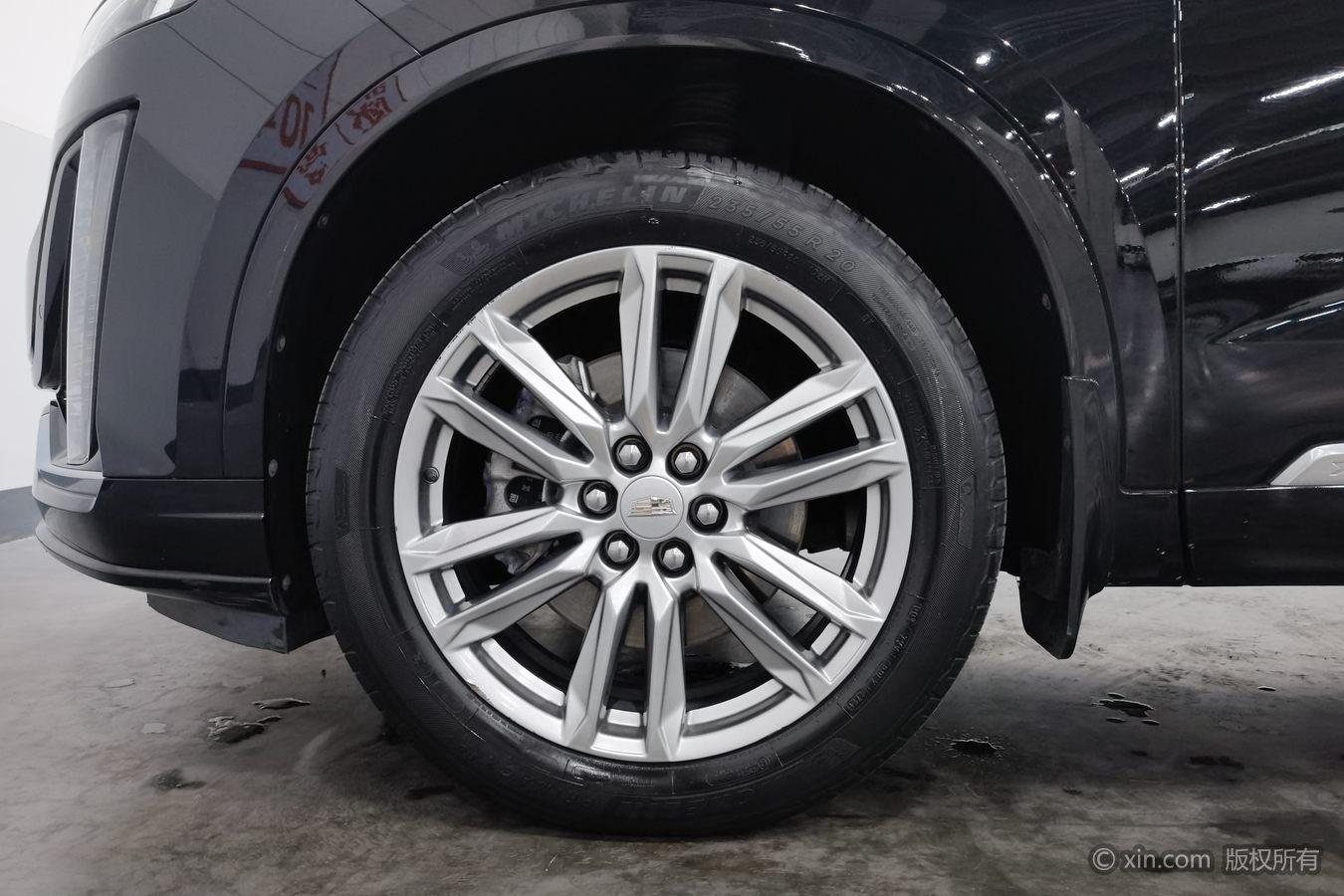 Cadillac XT6 2022 2.0T мест Luxury