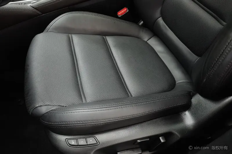 Mazda Atenza 2.0 L Luxury — фото 13