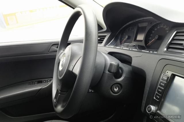 Volkswagen Santana 2015 1.6 L MT — фото 12