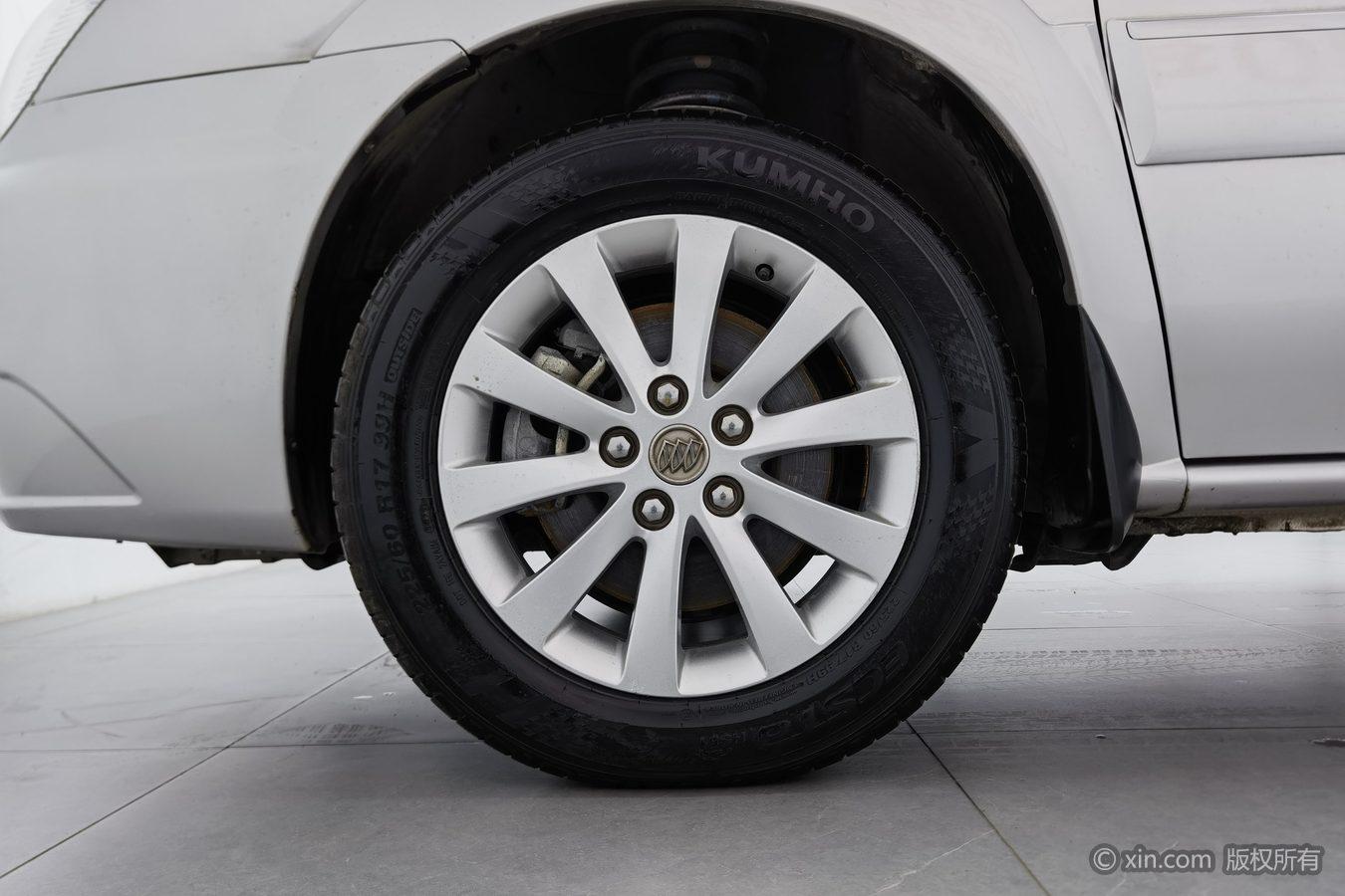 Buick GL8 2014 2.4L