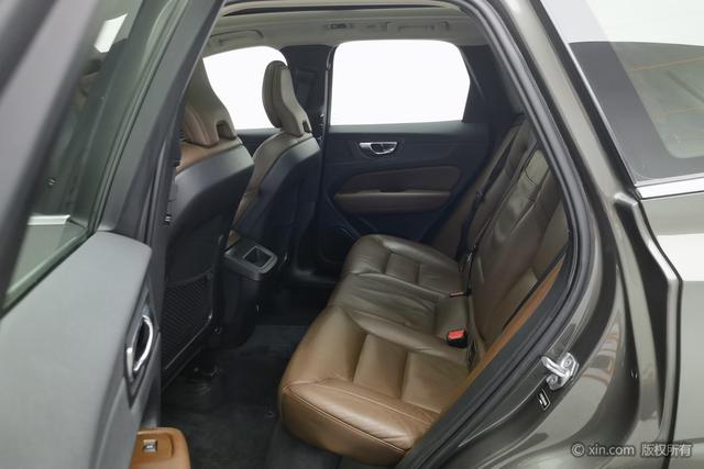 Volvo XC60 2020 T 5 4 WD — фото 20