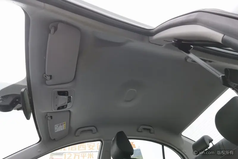 Geely Emgrand UP 1.5L CVT комфорт — фото 15