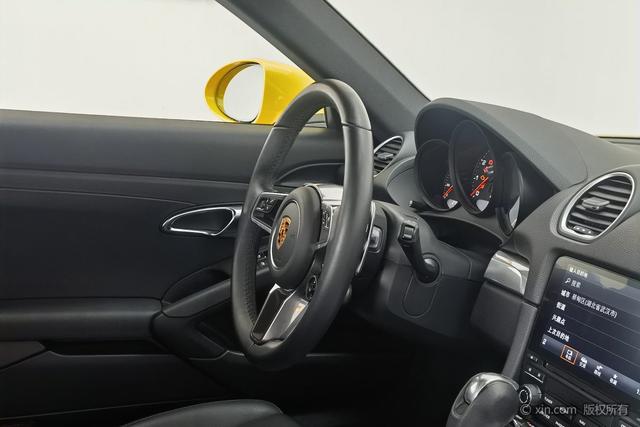 Porsche 718 2023 Cayman 2.0 T — фото 15