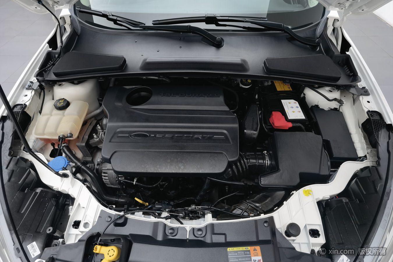 Ford Escort 2017 1.5L AT Fashion