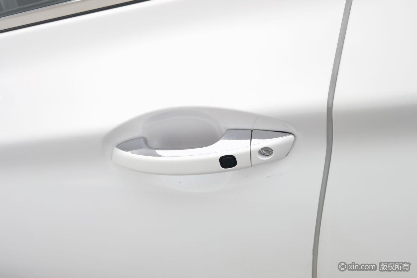 BYD Song 2016 gai shi ban 1.5TI МКПП Elite