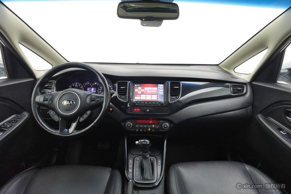 Kia Carens, фото 12