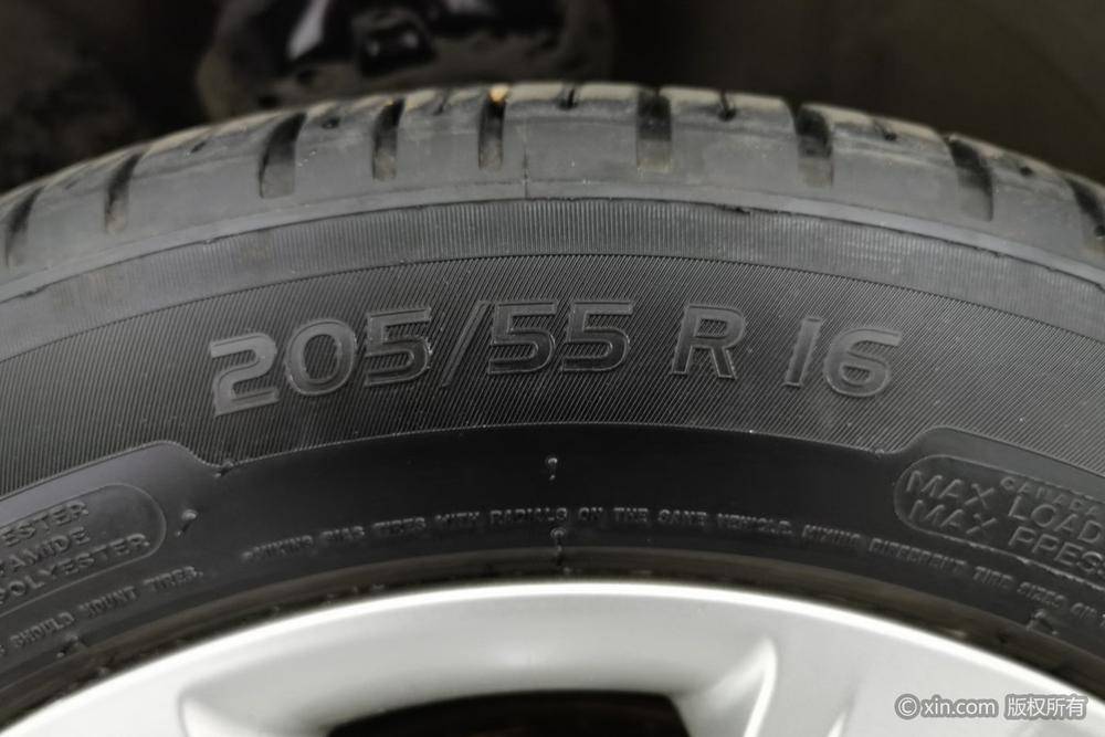 Kia Carens, фото 10