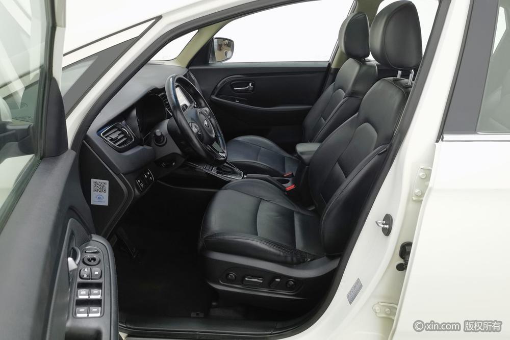Kia Carens, фото 18