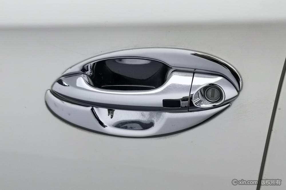 Kia Carens, фото 11