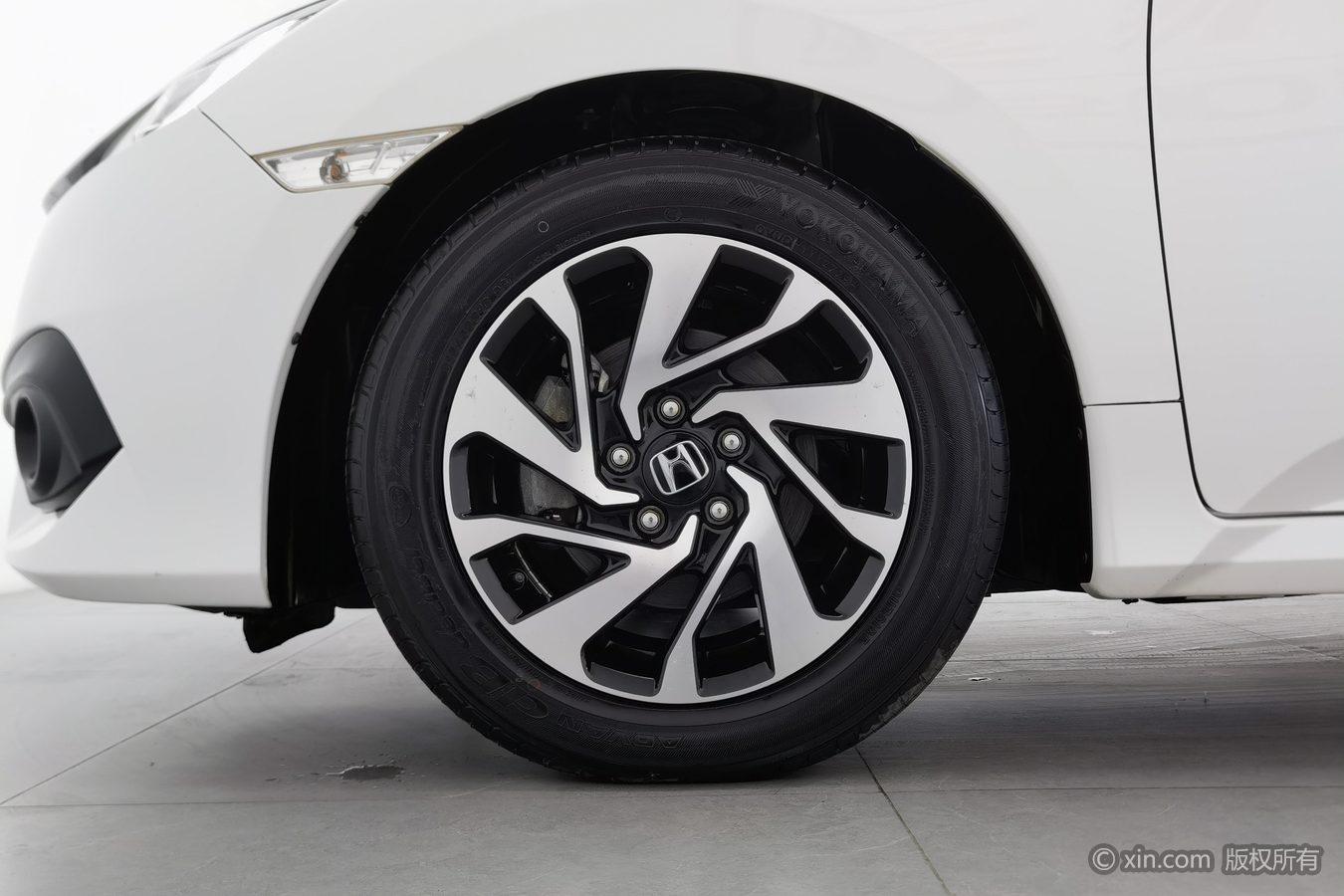 Honda Civic 2016 220TURBO CVT Luxury