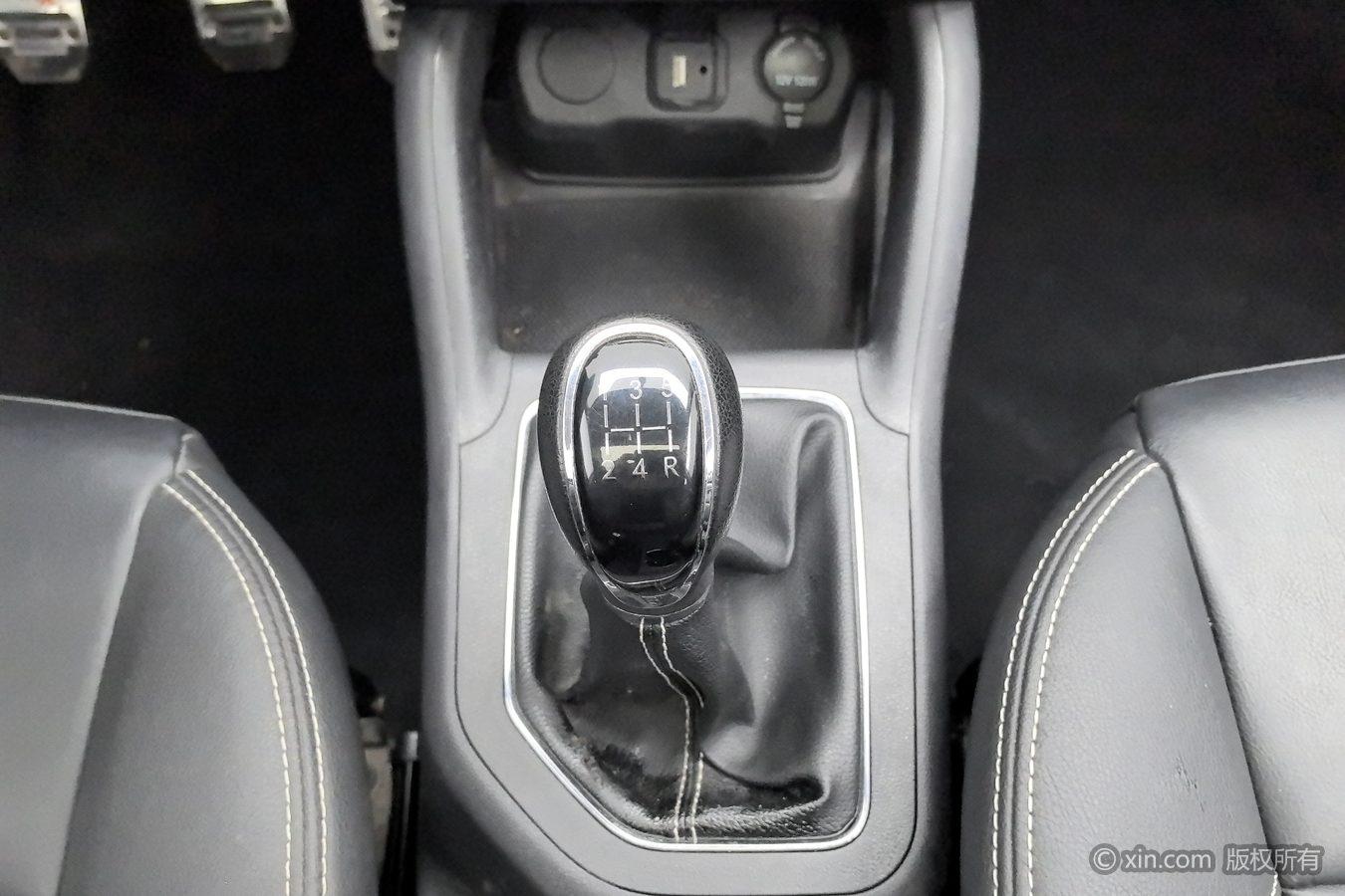 Changan Oshan ke sai 5 2021 1.6L МКПП zun xiang xing