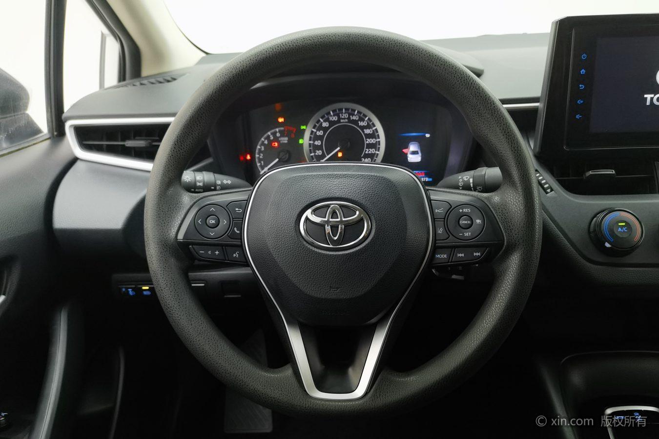Toyota Corolla 2022 Белый из Китая, фото 5