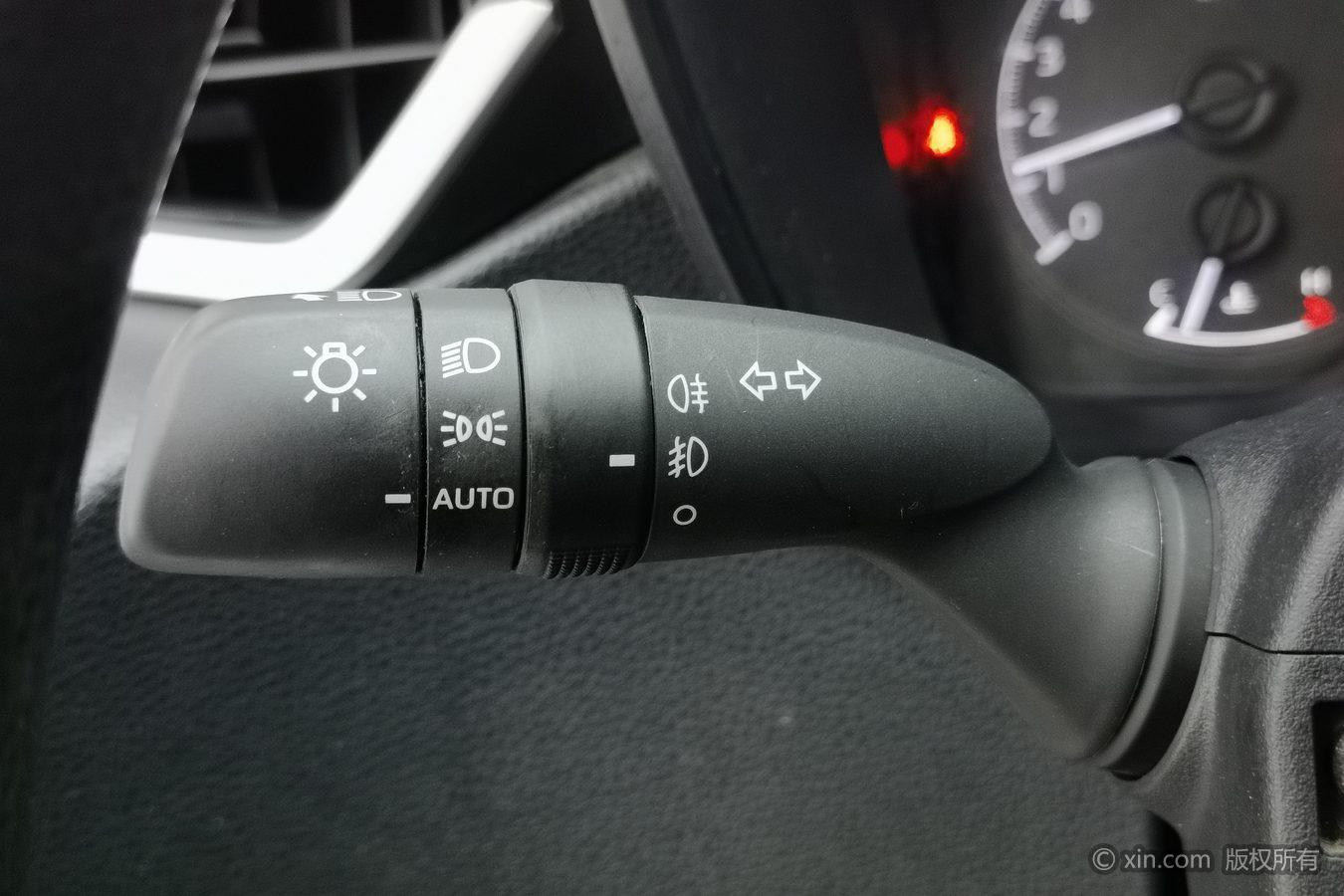 Toyota Corolla id 4479321 из Китая 8