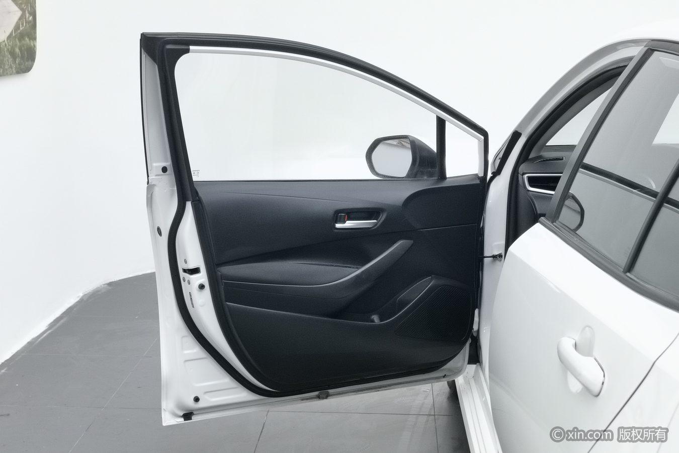 Toyota Corolla id 4479321 из Китая 16