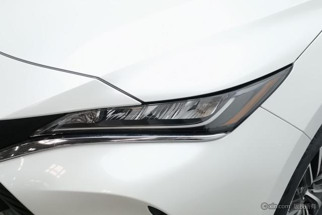 Toyota HARRIER 2023 2.0 L CVT 2 WD — фото 7