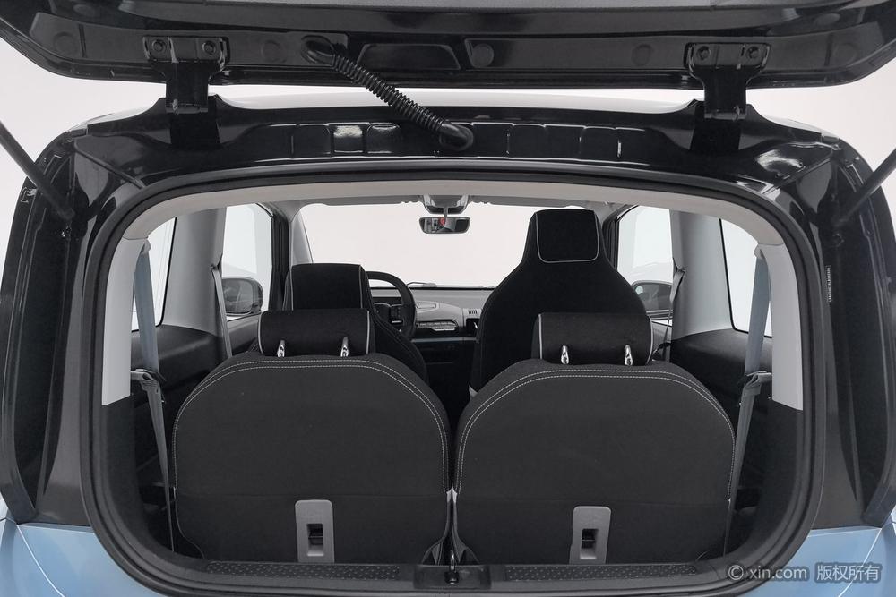 Baojun E300, фото 23