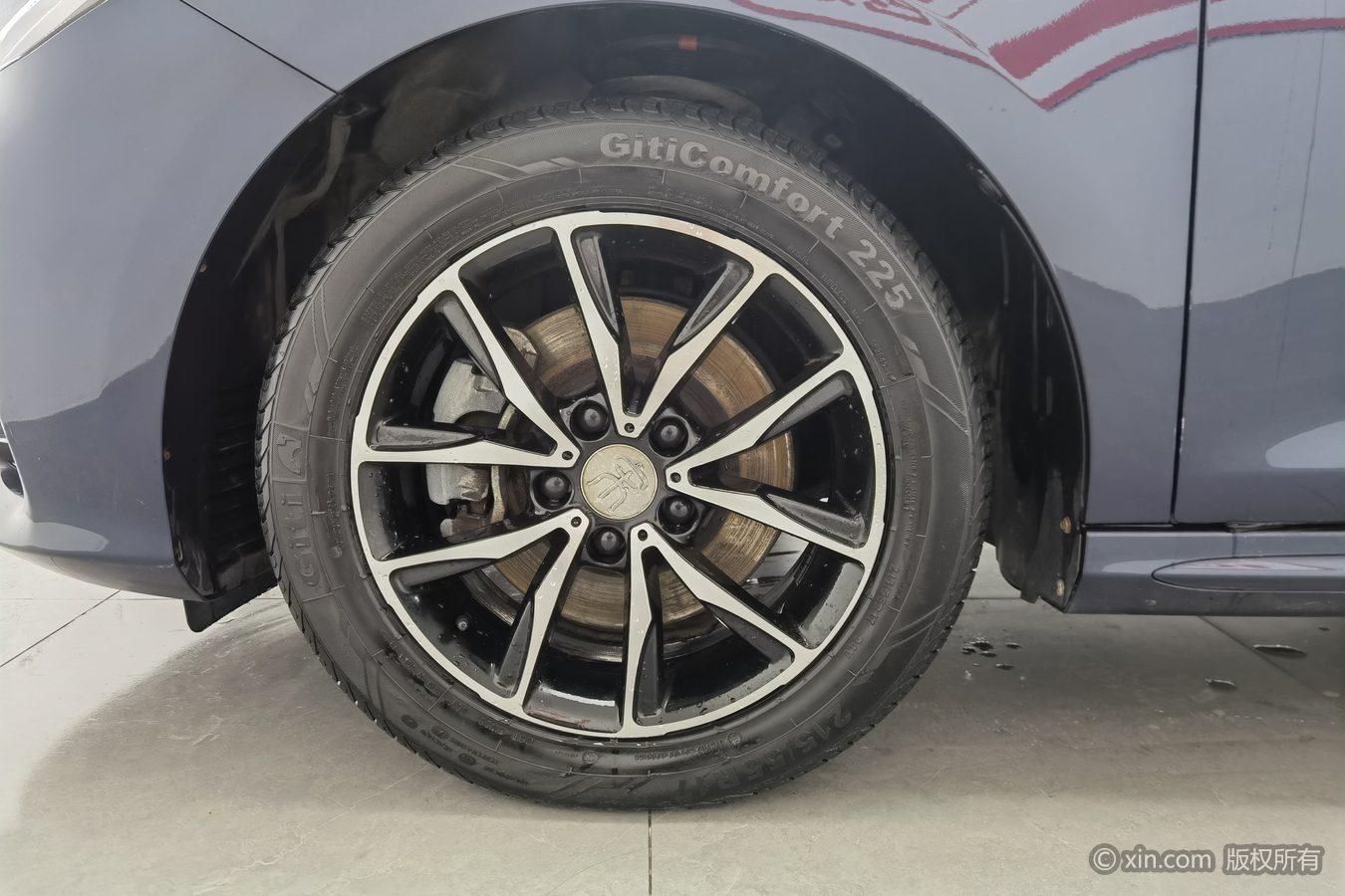 BYD Song MAX MAX 2018 1.5T AT Elite 6 мест