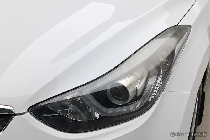 Hyundai 1.6 L MT Premium — фото 5