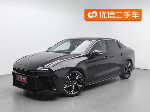 Lynk & Co 03