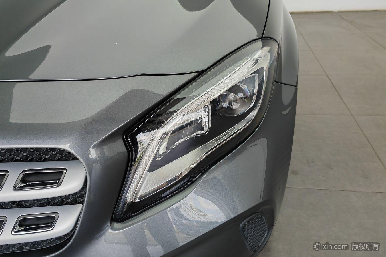 Mercedes-Benz GLA 2018 GLA 200 Fashion
