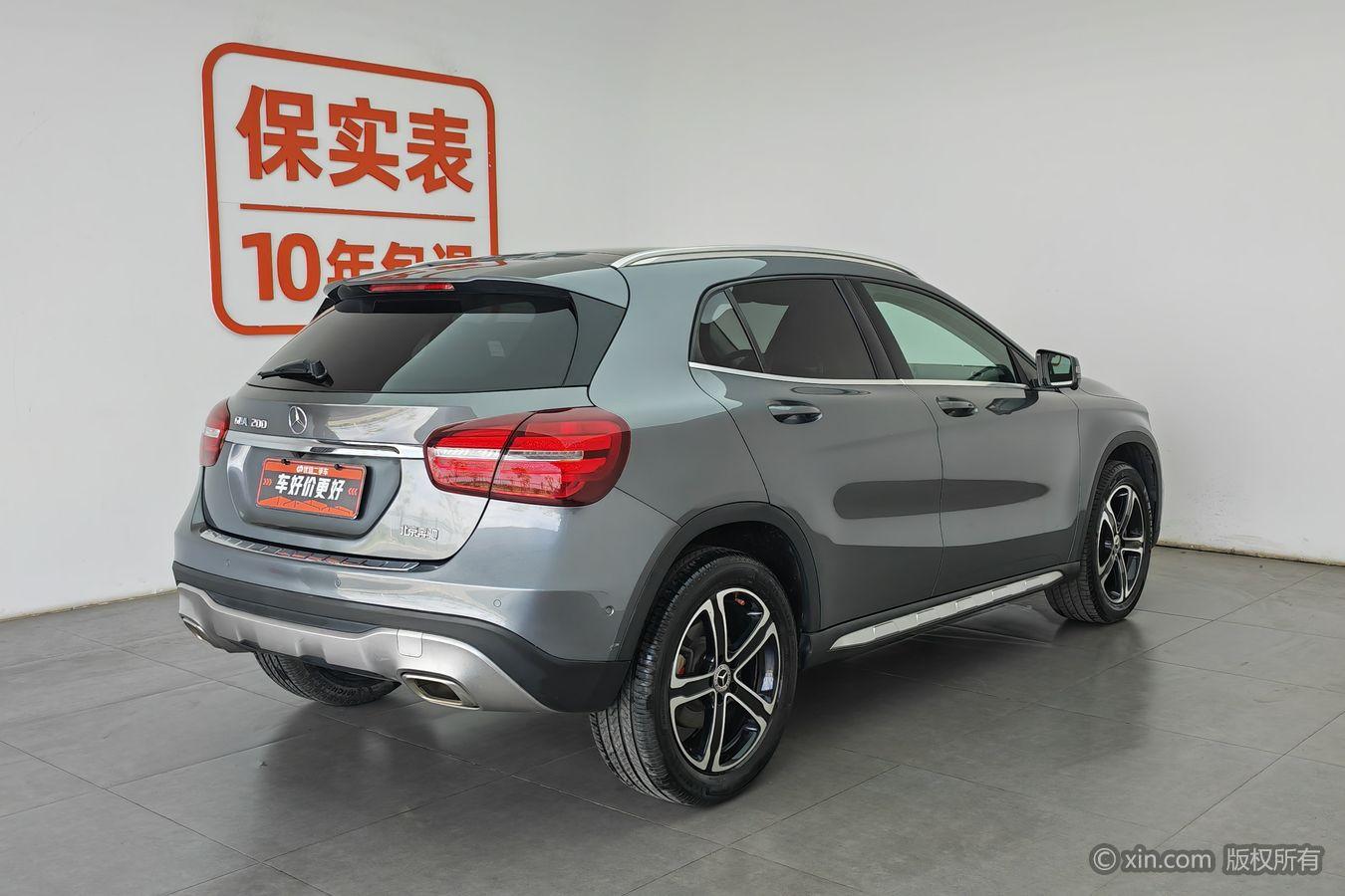 Mercedes-Benz GLA 2018 GLA 200 Fashion