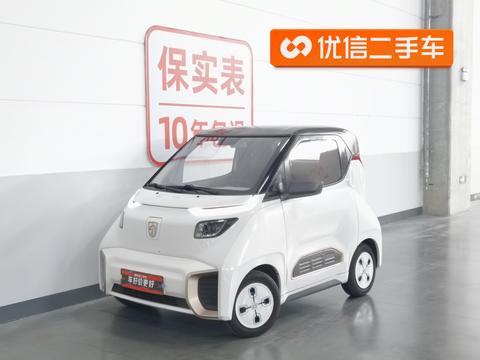 Baojun E200