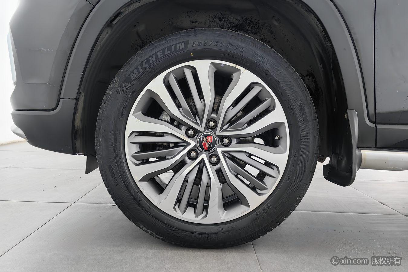 Roewe RX8 2018 30T