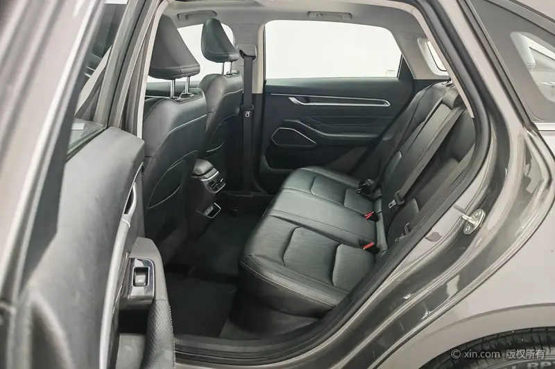 Geely Emgrand 4 1.5L CVT премиум — фото 14