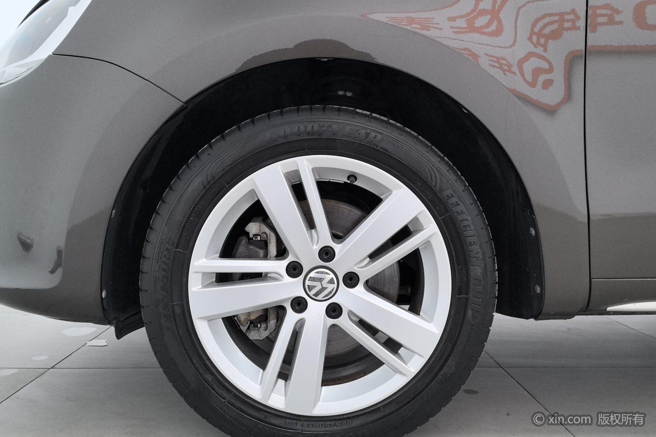 Volkswagen Xia 2018 380TSI 7 мест