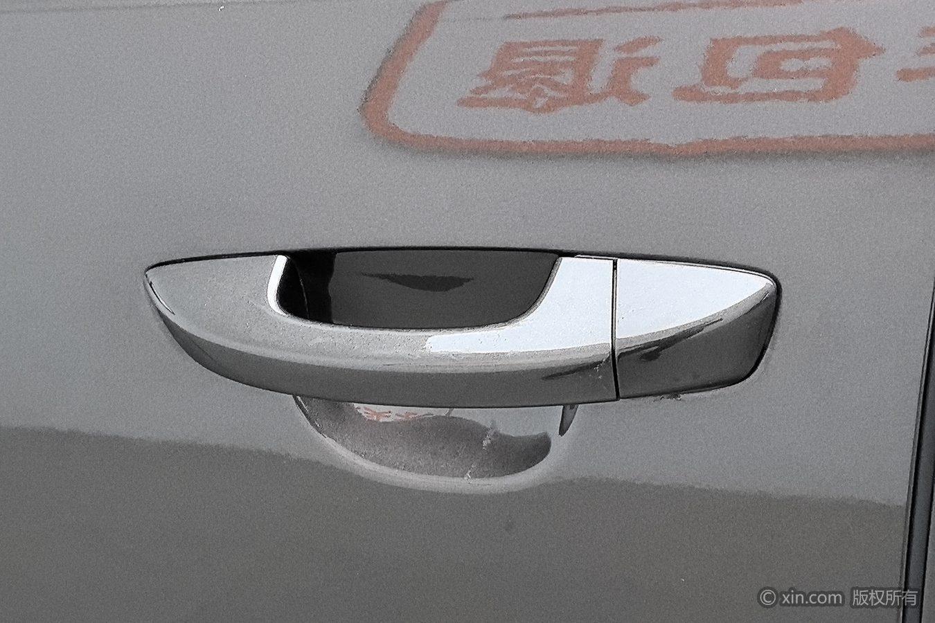 Volkswagen Xia 2018 380TSI 7 мест