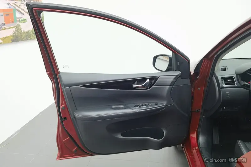 Nissan Tiida 1.6L CVT — фото 17