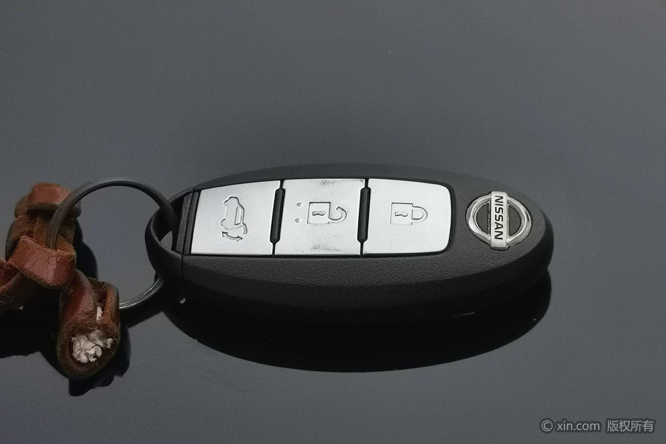 Nissan X-Trail 2014 2.5L CVT Luxury 4WD