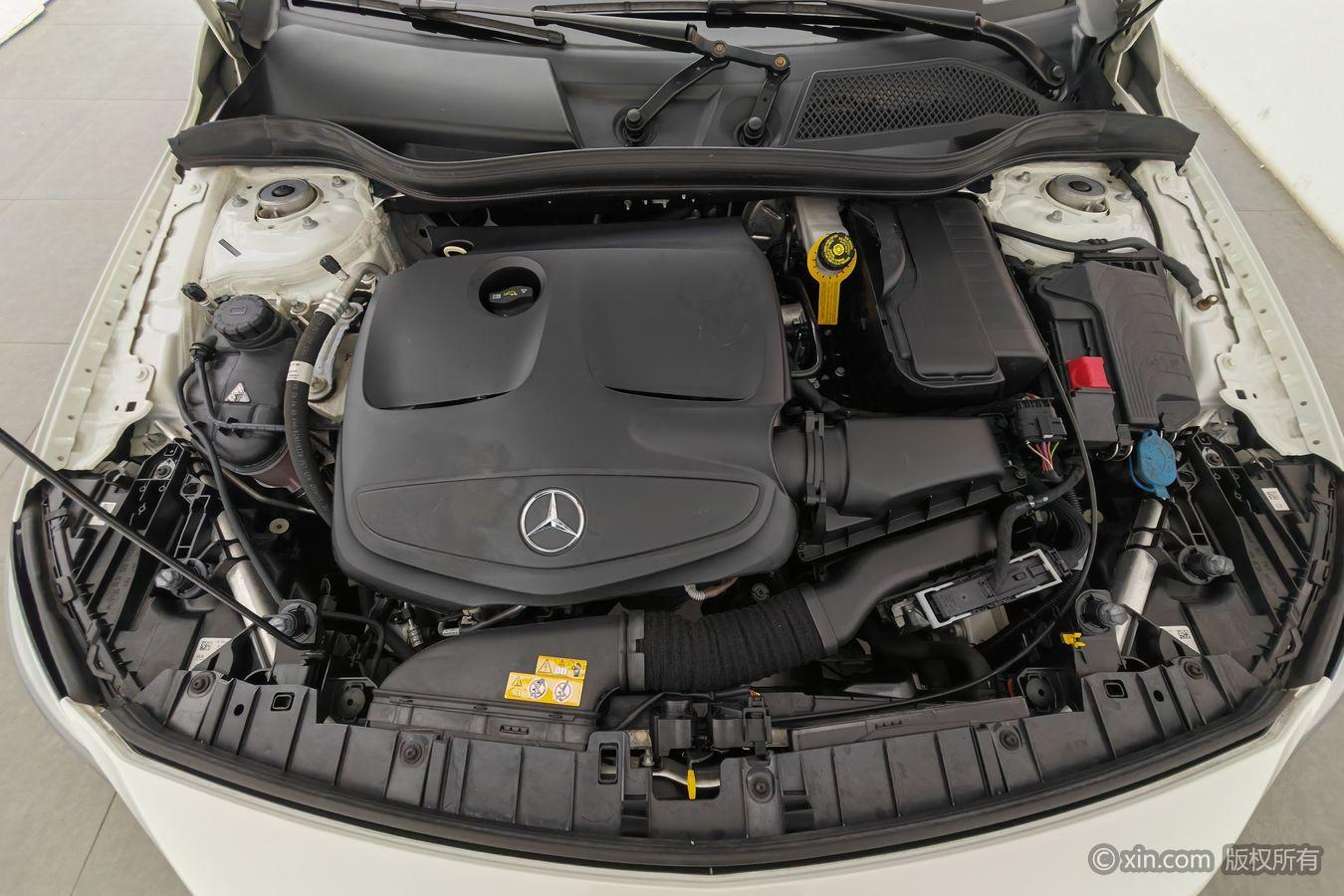 Mercedes-Benz GLA 2018 GLA 200 Fashion