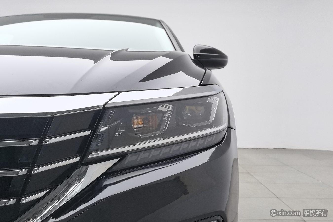 Volkswagen Passat 2020 280TSI VI