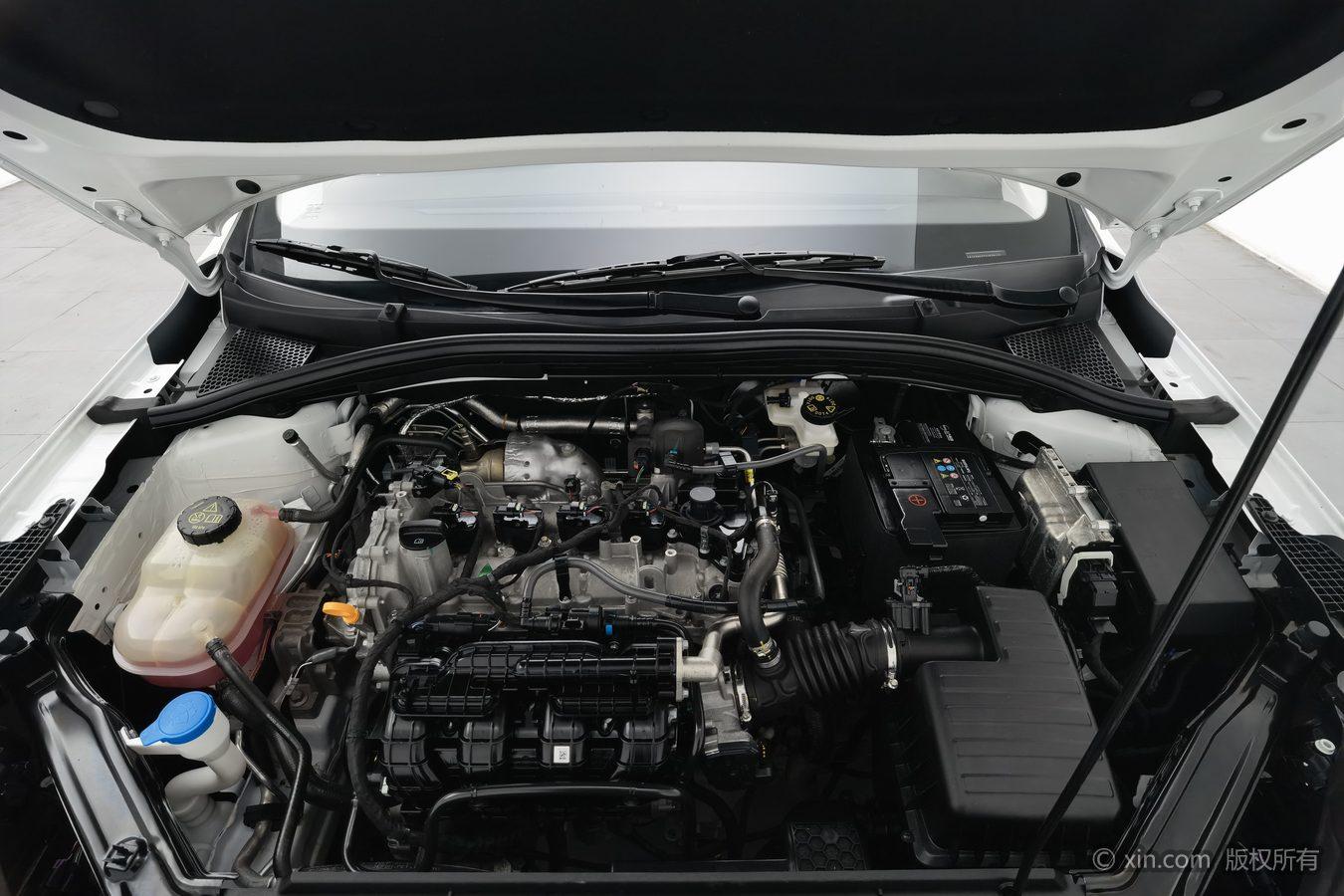 Roewe i5 — фотографии объявления, Фото 8