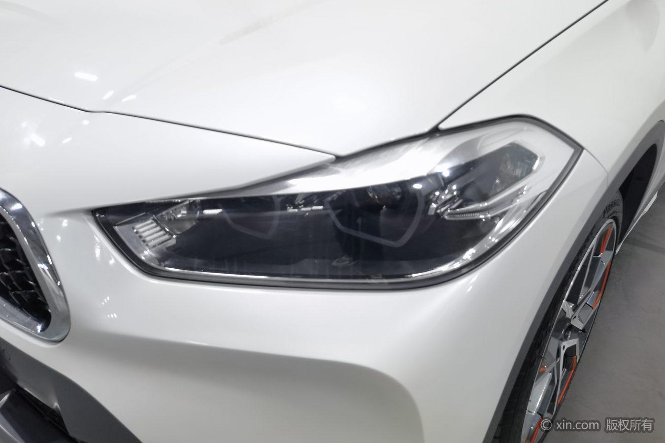 BMW X2 2021 sDrive25i feng mang ban