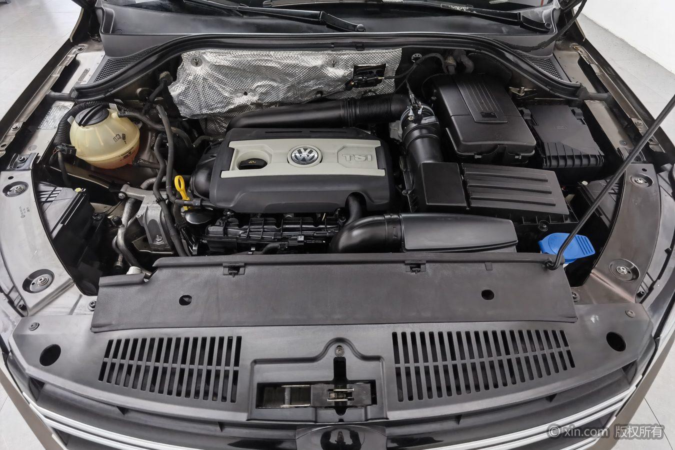 Volkswagen Tiguan 2015 2.0TSI AT Flagship