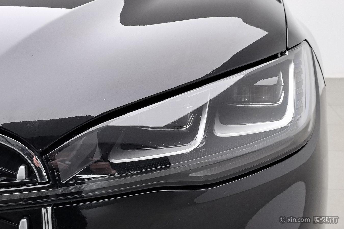 Lincoln Corsair 2023 2.0T Premium