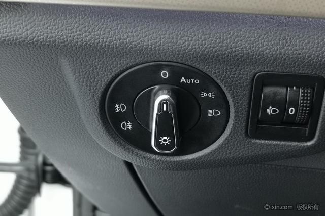 Volkswagen Bora 2023 280 TSI DSG — фото 16
