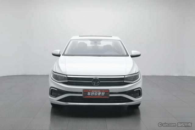 Volkswagen Bora 2023 280 TSI DSG — фото 2