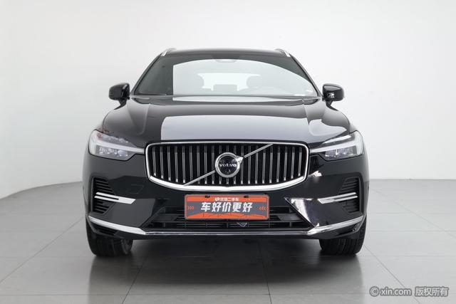 Volvo XC60 — фото 2
