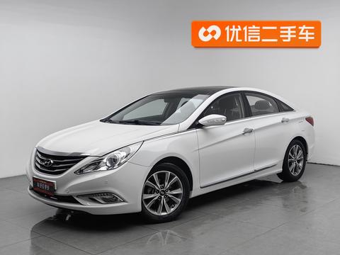 Hyundai 2014 2.0L AT Luxury