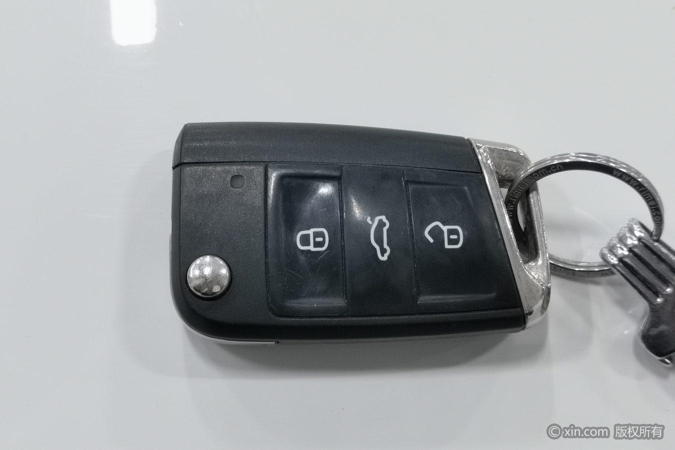 Volkswagen Tiguan L L 2020 330TSI AT Comfort VI
