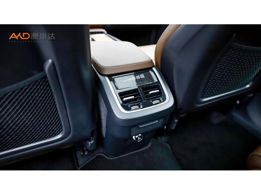 Volvo XC90 2020 T6 Luxury 7 мест