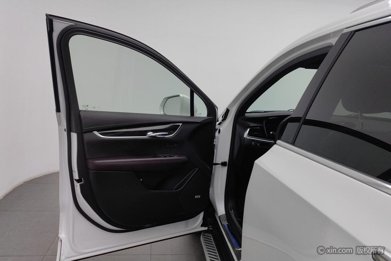 Cadillac XT6 2021 28T liu seats AWD Люкс